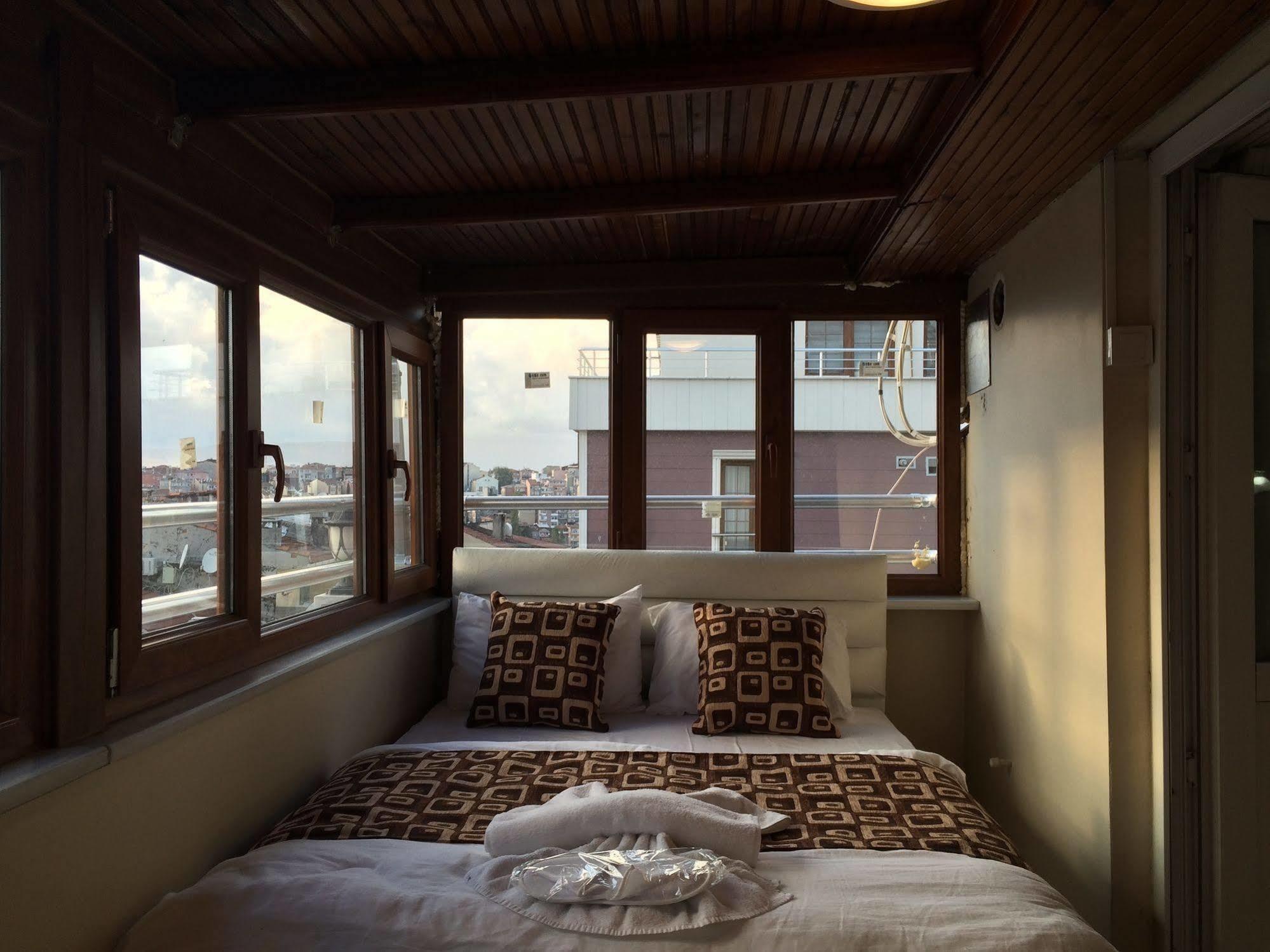 Black Bird Suite Hotel Istambul Exterior foto